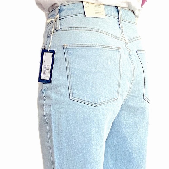 Universal Thread distressed curvy stretchy Vntg straight light wash - Picture 1 of 16